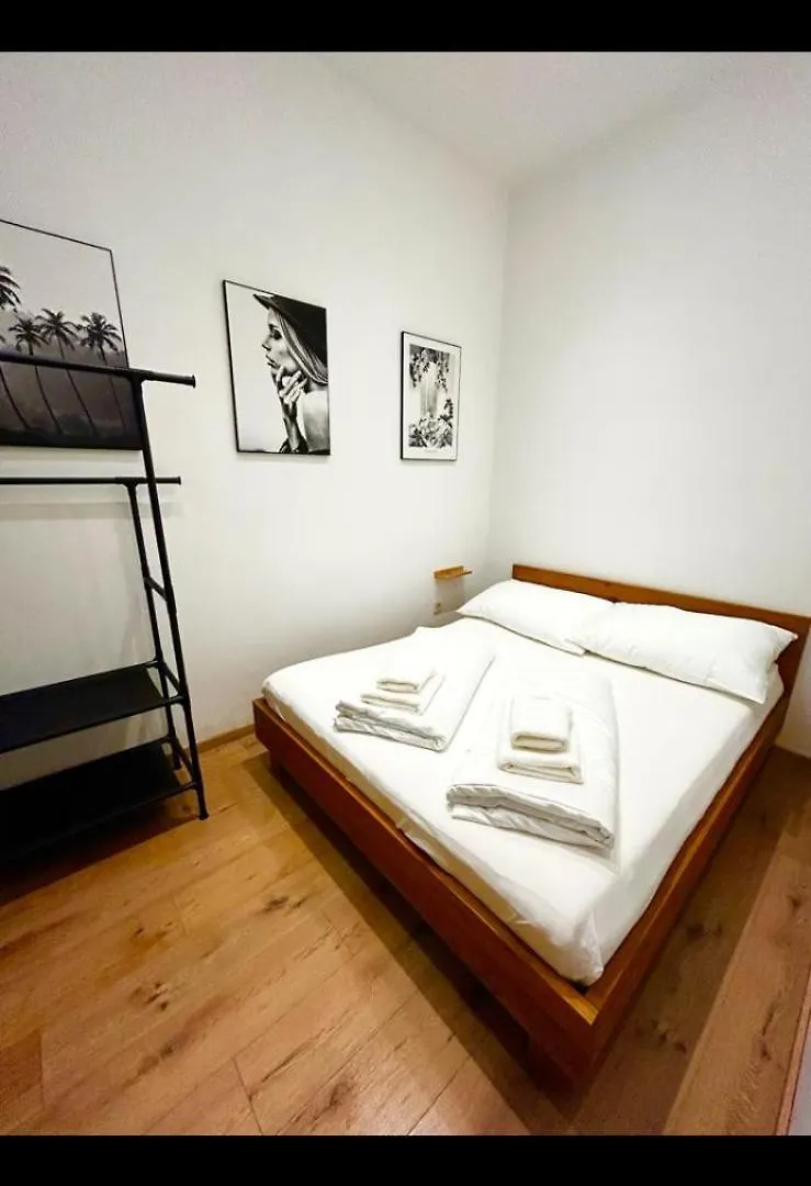 Vienna Prater Apartment